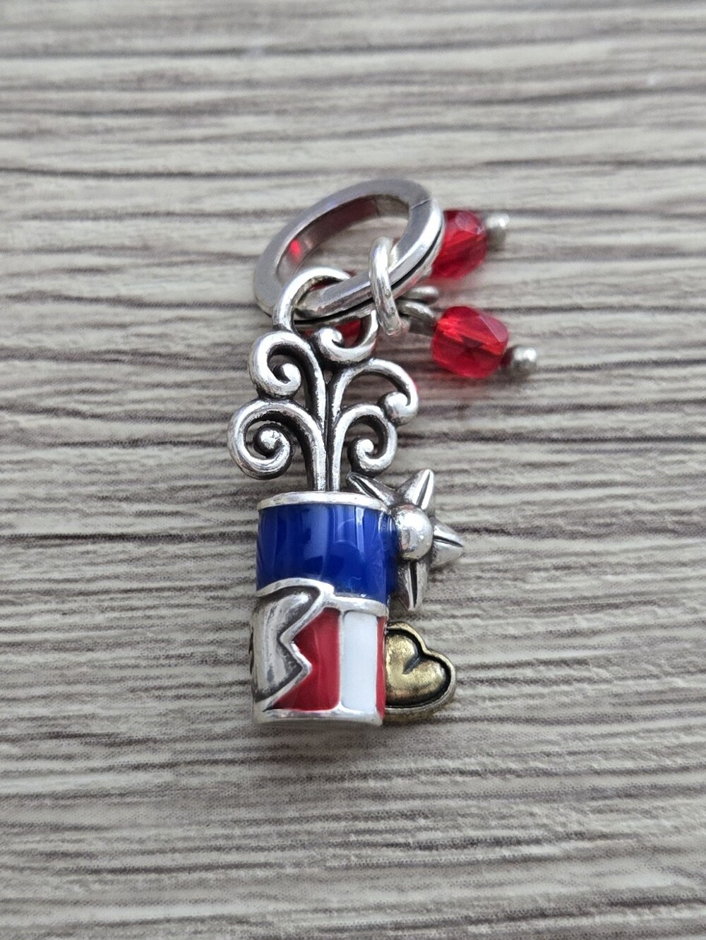 🦉Firework Charm - Picture 2 of 2